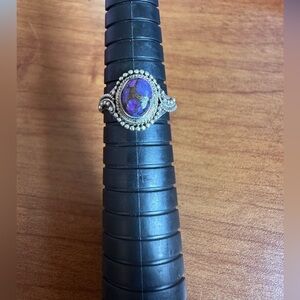 Petite Purple Mohave Sterling Silver Ring. Size 6.75
